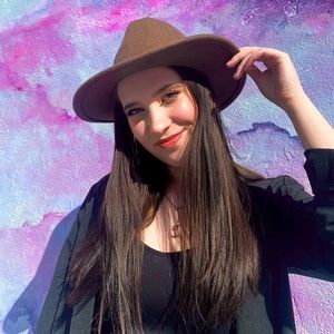 Meet your Posher, Tabea